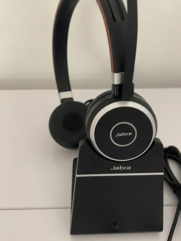 Jabra Evolve 65 Stereo Wireless Headset & Base (Refurbished) - Image 7