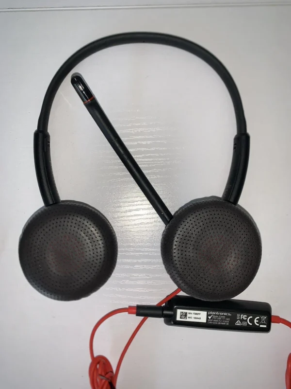 Plantronics C3220 Headset (Refurbished) - Image 10